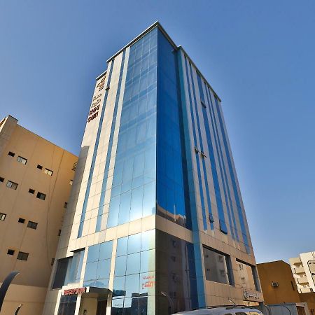 قصر اليمامة للاجنحة الفندقية-العليا Riade Exterior foto